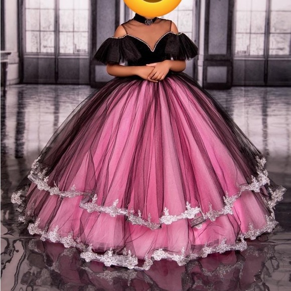 Selling the prettiest princess dress
